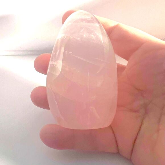 Rose Quartz Free Form - Picture 5 of 9
